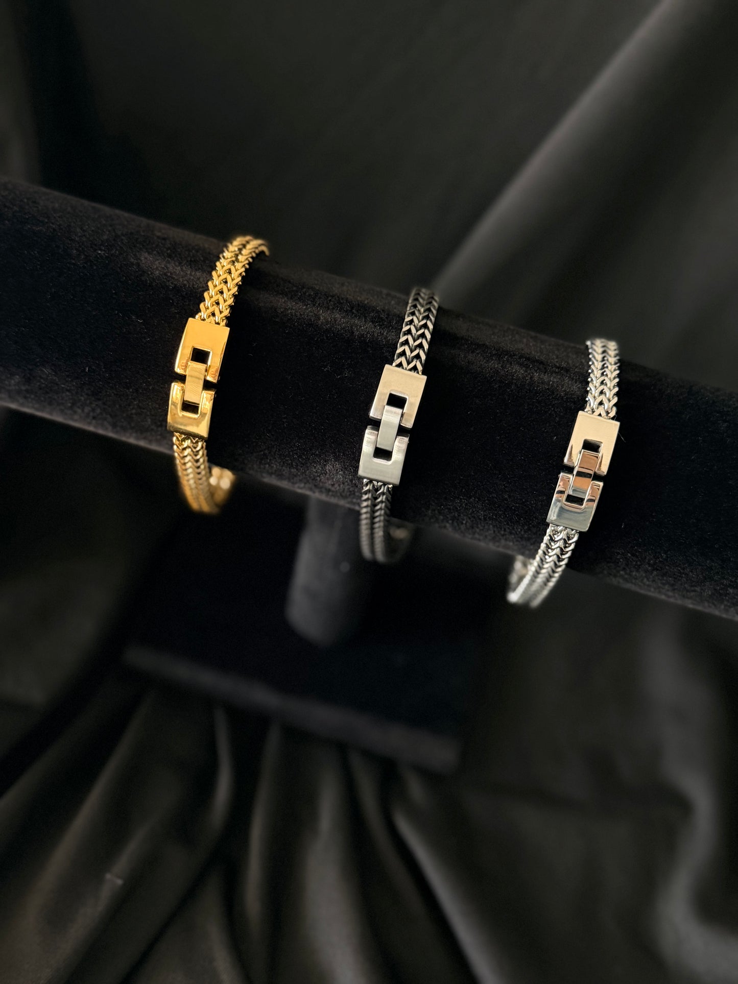 Modern Gunmetal Mesh Bracelet